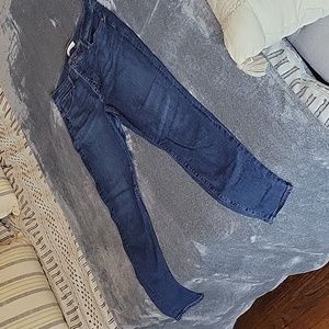 LOFT Stretchy Curvy Skinny Jean